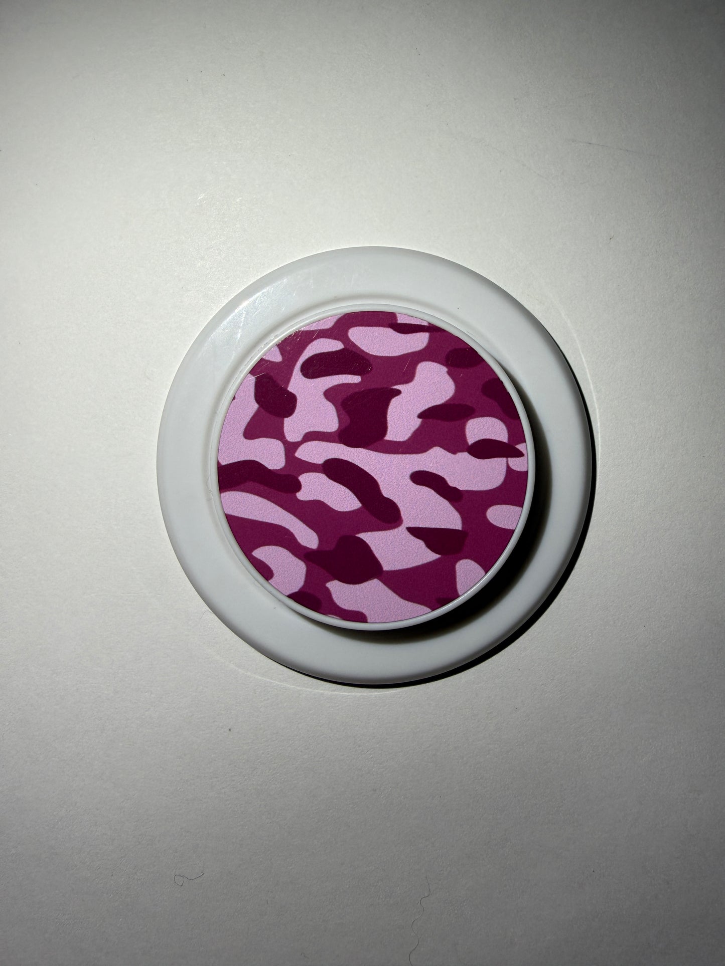 Burgundy Camo MagSafe Phone Grip