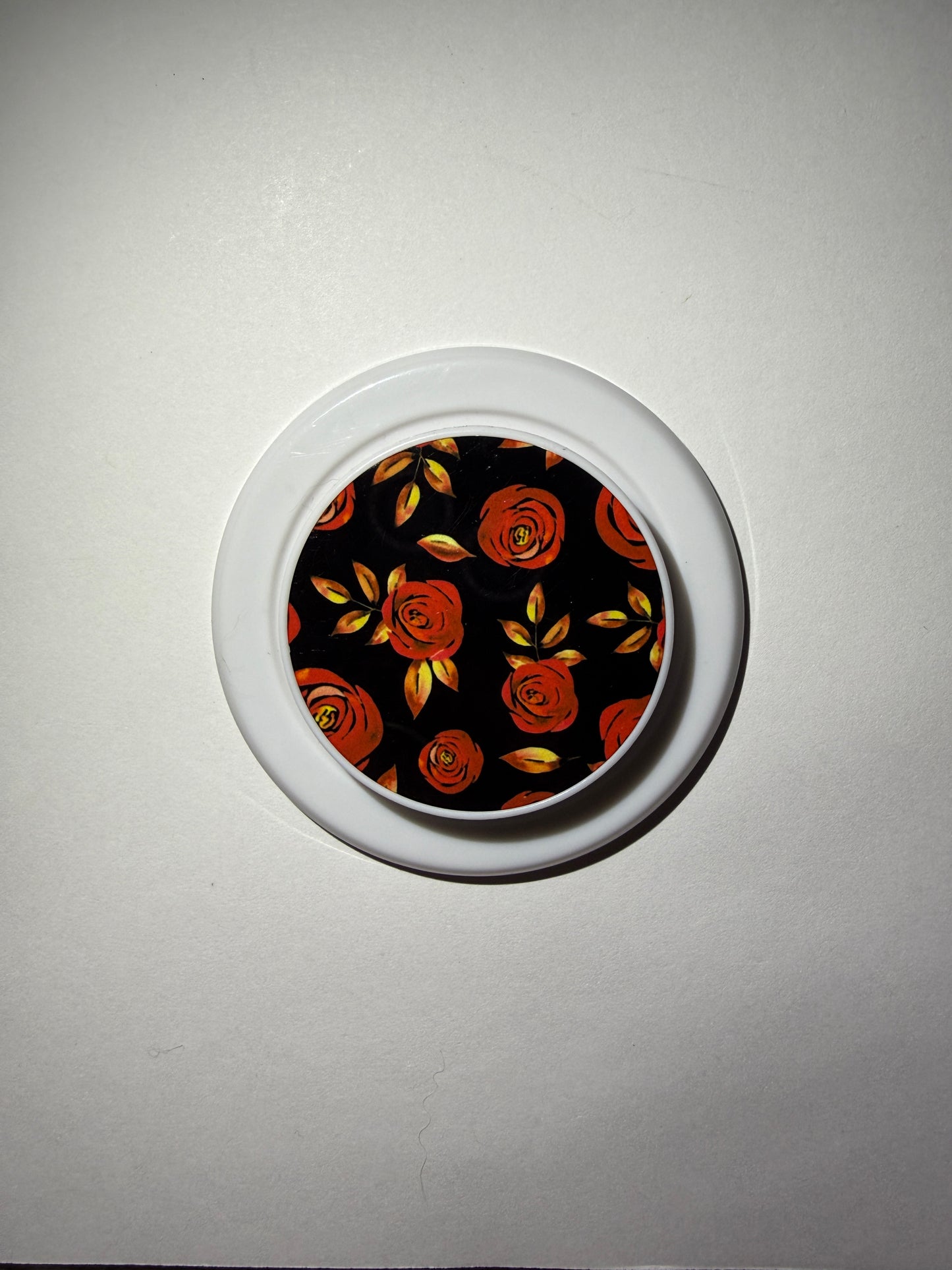 Dark Flowers MagSafe Phone Grip