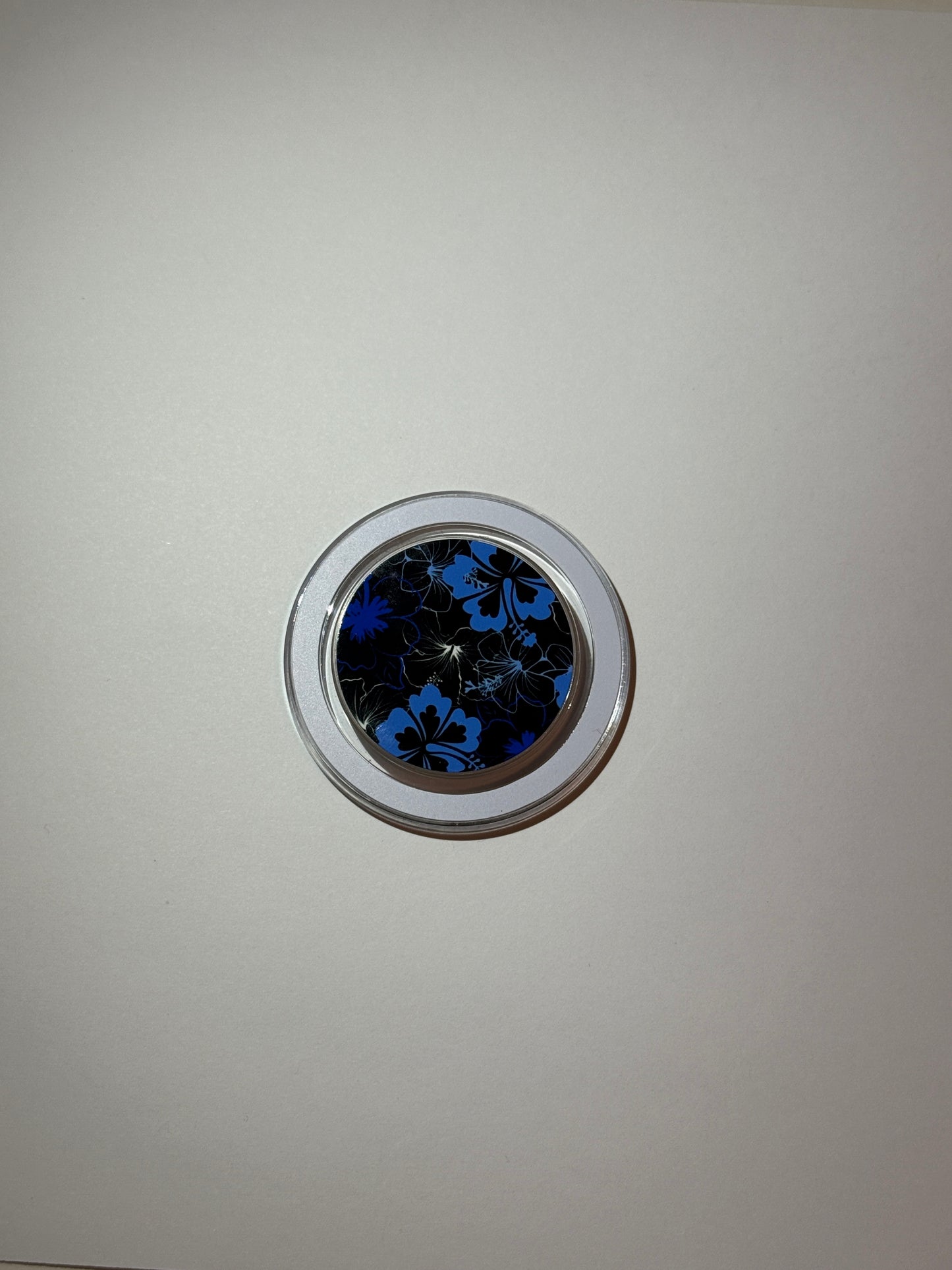 New!! Blue Hibiscus MagSafe Phone Grip