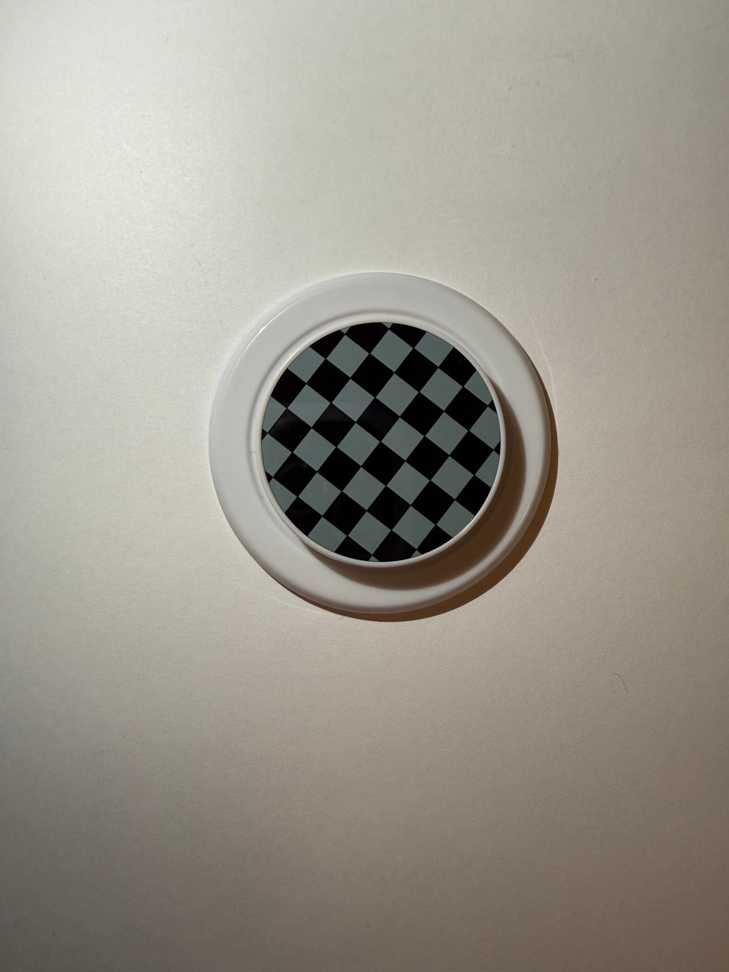 Gray Checkers MagSafe Phone Grip