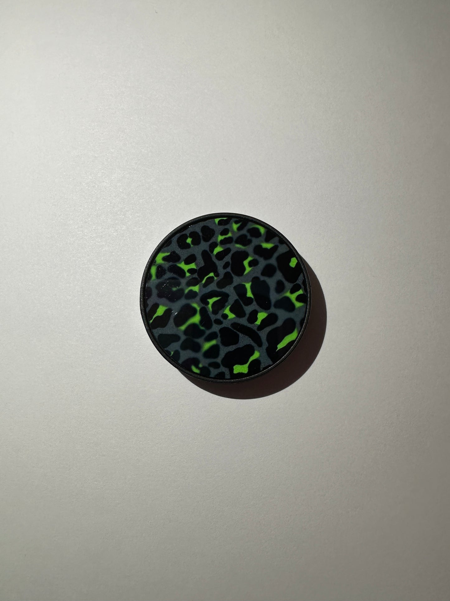 Green Leopard Phone Grip