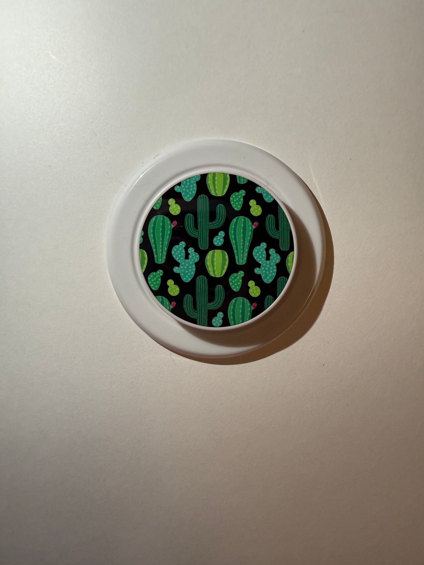 New!! Crazy Cacti MagSafe Phone Grip