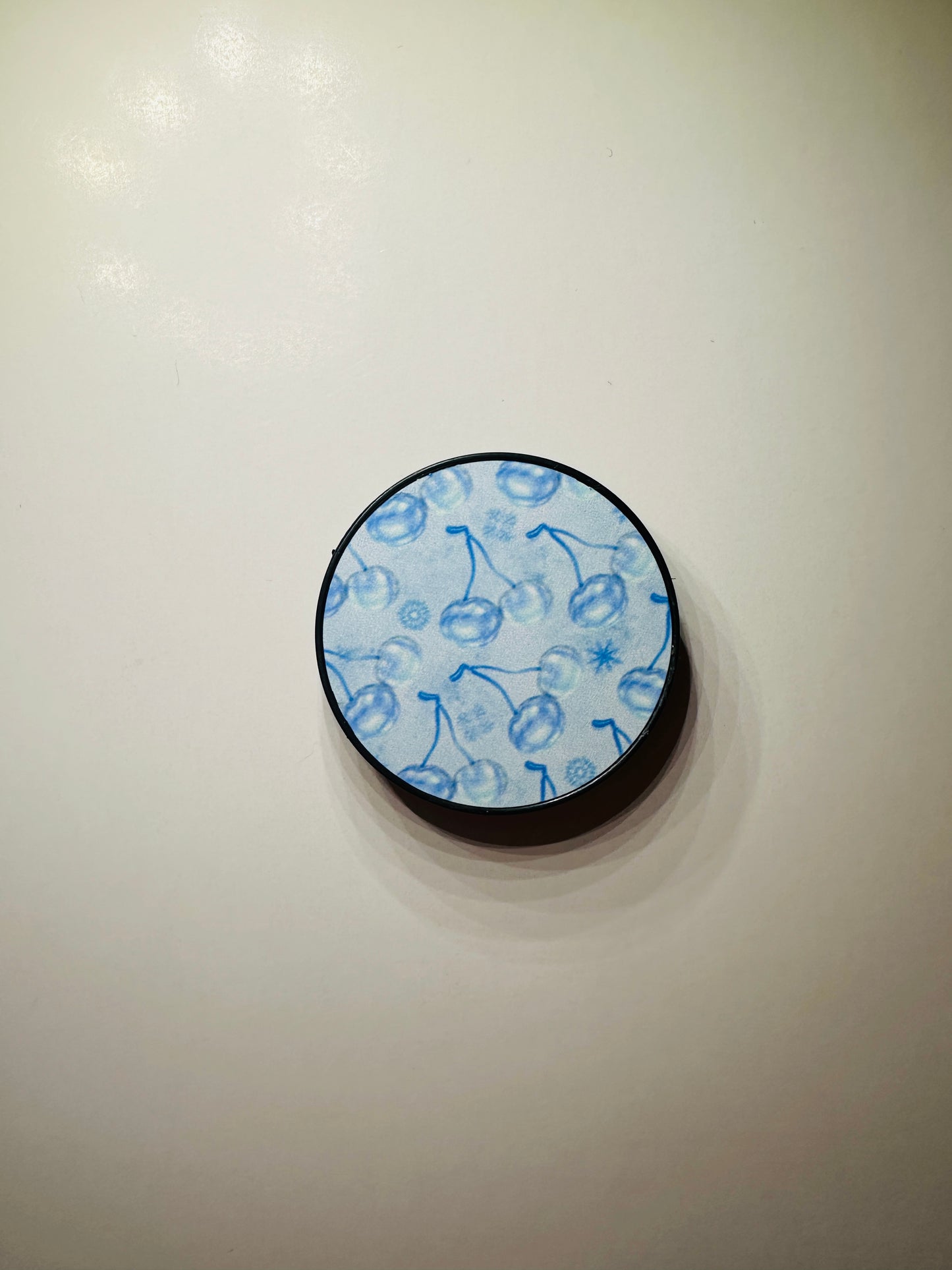 Ice Berries Phone Grip