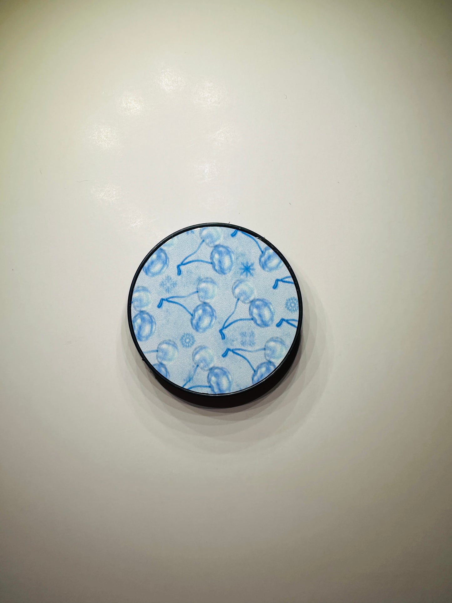 Ice Berries Phone Grip