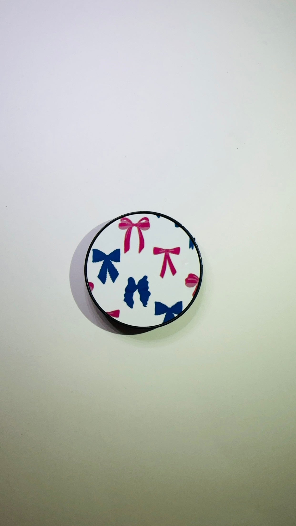 Pink Blue Bows Phone Grip