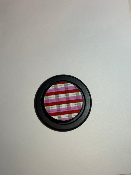 New!! Very Berry Gingham MagSafe Phone Grip